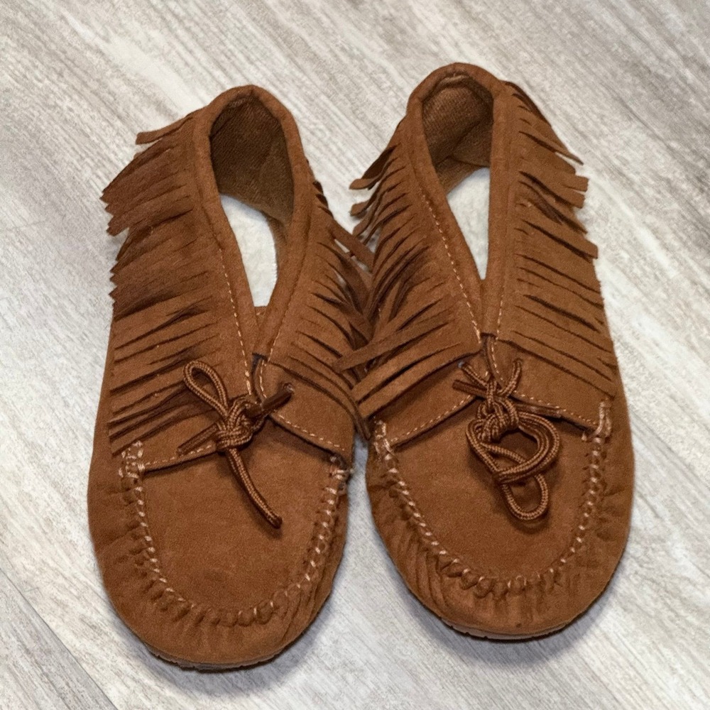 Kids size 13 brown‎ soft fluff insole moccasin